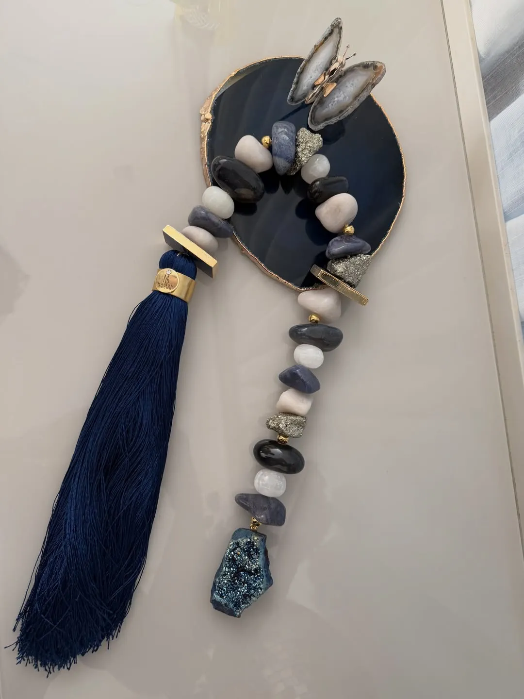 Colar de Mesa Azul com Borboleta
